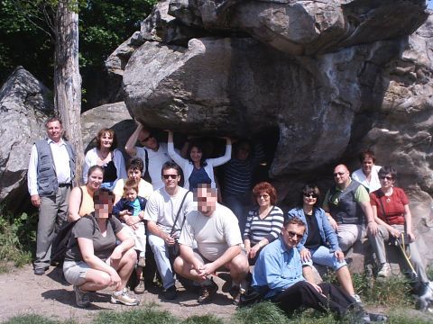 S2010473ax.jpg